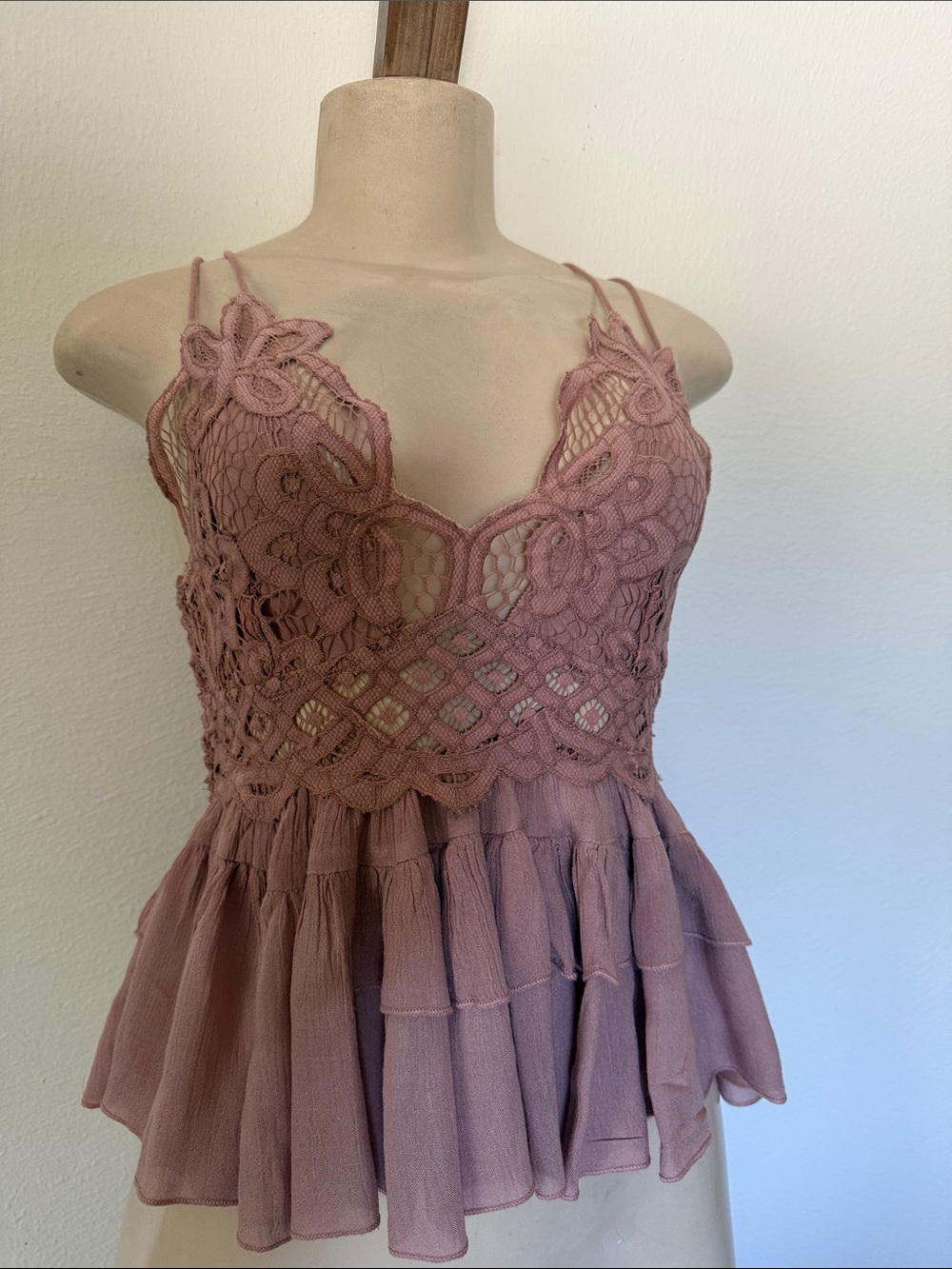 Free People Adella Cami Mauve Pink Crochet Peplum Top S